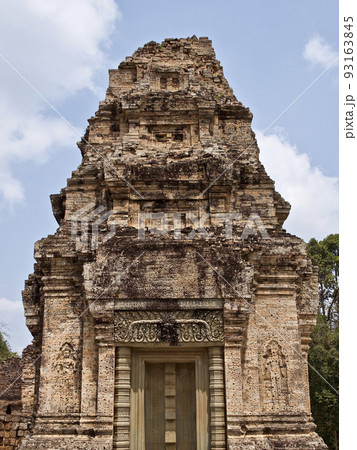 Architecture of ancient temple complex Angkor, Siem Reap Architecture of ancient temple complex Angkor, Siem Reap 93163845