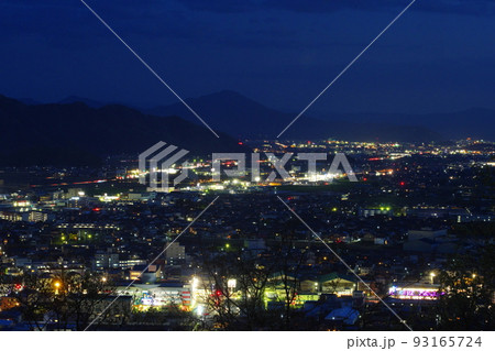 八幡山展望台からの福井市南部から鯖江市の夜景 八幡山展望台からの福井市南部から鯖江市の夜景 93165724