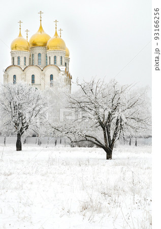 church in winter 93166256