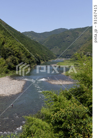 浅尾（あそお）沈下橋（高知県仁淀川） 93167415