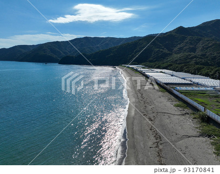 高知県四万十町 興津海岸 小室の浜 高知県四万十町 興津海岸 小室の浜 93170841