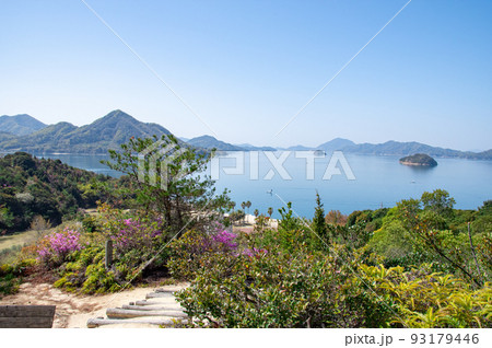 瀬戸内海 芸予諸島ののどかな風景 広島県竹原市忠海町大久野島 瀬戸内海 芸予諸島ののどかな風景 広島県竹原市忠海町大久野島 93179446