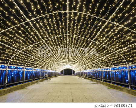 岡山_湯郷温泉ゆーらぎ橋のイルミネーション夜景 93180371