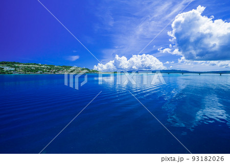 伊是名島(古宇利大橋) 伊是名島(古宇利大橋) 93182026