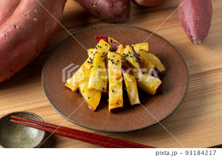 サツマイモの大学芋 93184217