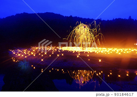 松上げ神事 93184617