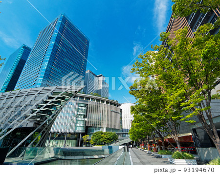 JR大阪駅前 うめきたSHIPとグランフロント大阪 93194670