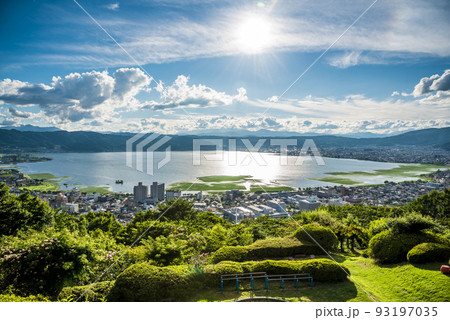 《長野県》諏訪市　立石公園からの眺望 93197035