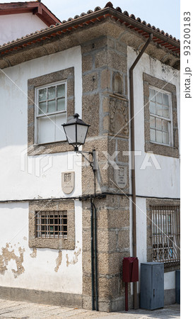 Old house in Guimaraes city, Portugal 93200183