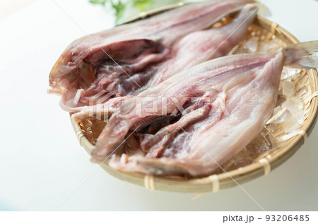 新鮮夏生ほっけの開き 新鮮夏生ほっけの開き 93206485