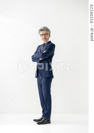 ビジネス　男性　白バック 93206529