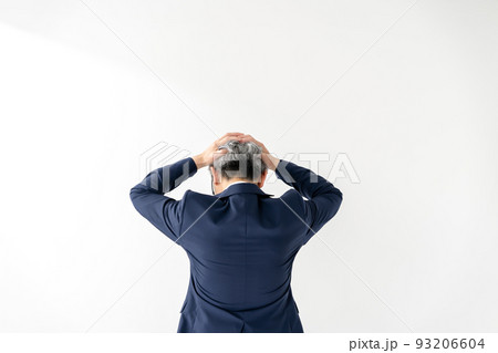ビジネス 男性 白バック ビジネス 男性 白バック 93206604
