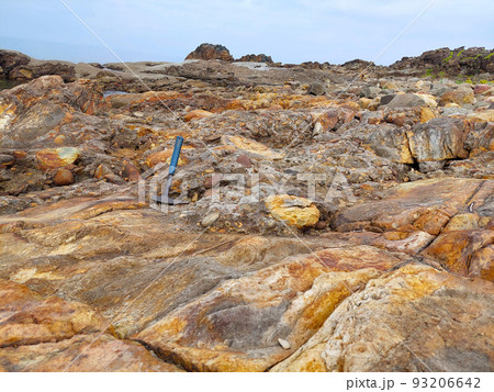 佐渡島　下戸層下部　土石流堆積物 93206642