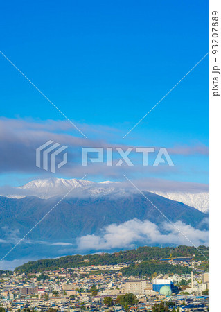 【秋素材】松本平と雲海【長野県】 93207889