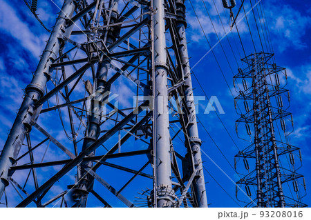 高圧送電線の鉄塔 93208016