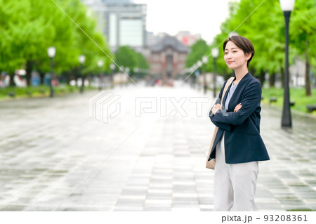 ビジネス 女性 ビジネス 女性 93208361