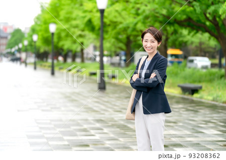 ビジネス 女性 ビジネス 女性 93208362