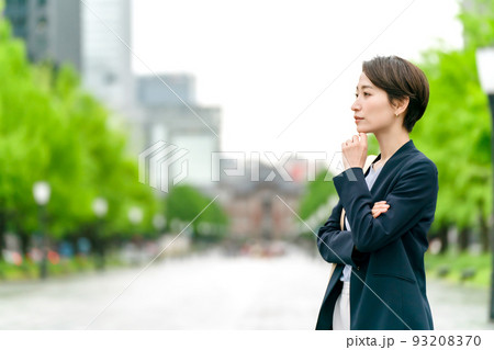 ビジネス　女性 93208370