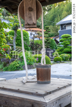 白井宿　井戸　つるべ　渋川市 93210434