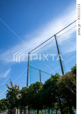 バックネットと青空　back net 93211513