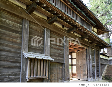 史跡弘前城址　弘前城北の郭北門　青森県弘前市 93213181