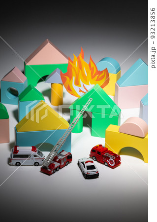 住宅密集地 消火困難 火事のイメージ 住宅密集地 消火困難 火事のイメージ 93213856