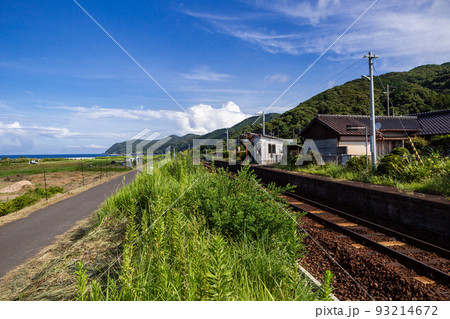 JR宇賀本郷駅 山口県下関市豊浦町 JR宇賀本郷駅 山口県下関市豊浦町 93214672