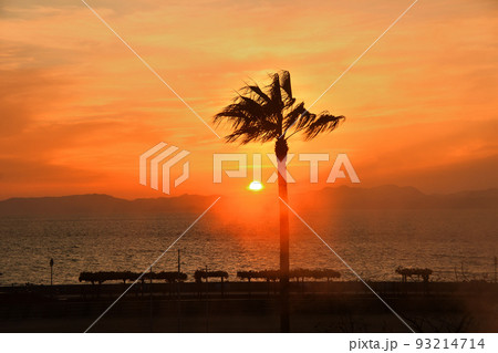 小浜の夕陽 93214714