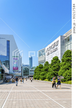 【東京都】新宿駅南口にあるバスタ新宿 93217584