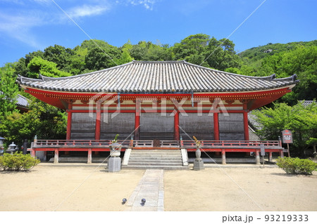 【広島県】晴天の浄土寺の阿弥陀堂（尾道） 93219333