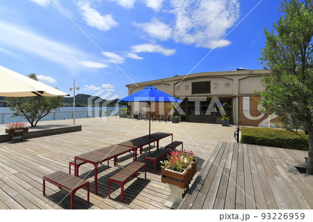 【広島県】晴天のジャイアントストア尾道 93226959