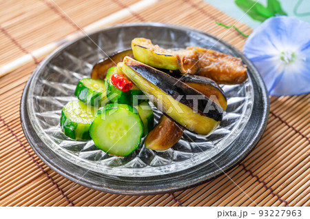 夏野菜の浅漬け　からししょうゆ 93227963