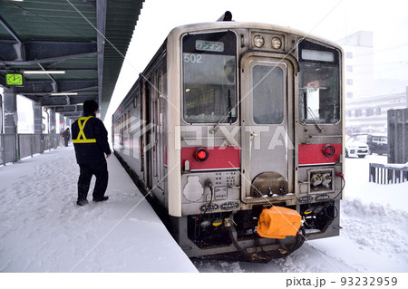 2021年12月の北海道、旭川駅から稚内駅までの宗谷本線の風景 2021年12月の北海道、旭川駅から稚内駅までの宗谷本線の風景 93232959