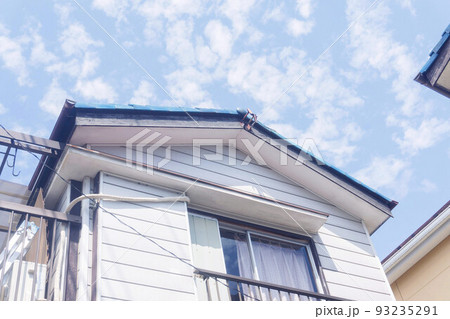 切妻屋根 破風板 切妻屋根 破風板 93235291