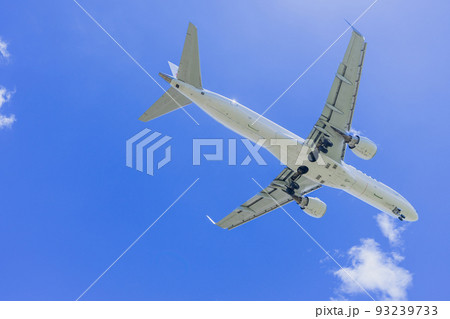 《飛行機》エンブラエル Embraer E190(E-Jet ) 《飛行機》エンブラエル Embraer E190(E-Jet ) 93239733