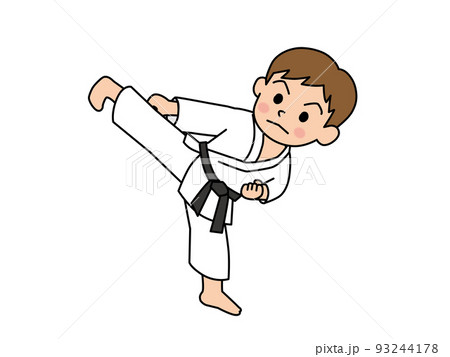 空手の蹴りをする男の子 93244178