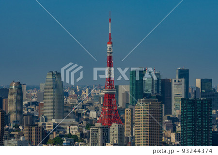 東京の都市風景と東京タワー 日中 東京の都市風景と東京タワー 日中 93244374