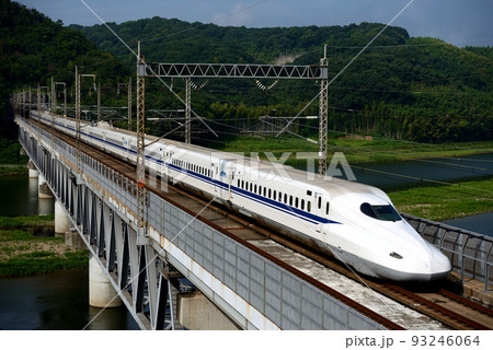 山陽新幹線N700A系X35編成のぞみ 山陽新幹線N700A系X35編成のぞみ 93246064