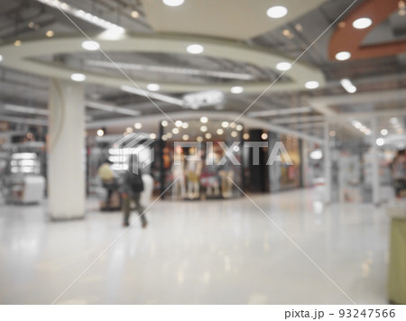 Blurred shopping mall background Blurred shopping mall background 93247566