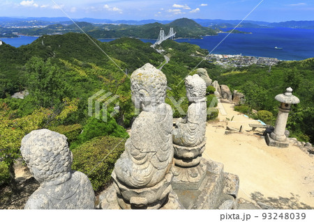 【広島県】白滝山から見た因島大橋（尾道　因島　五百羅漢） 93248039