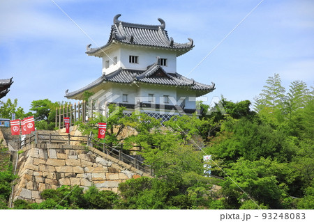 【広島県】晴天の因島水軍城 93248083