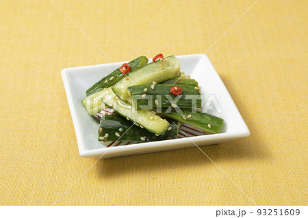ピリ辛きゅうり 93251609