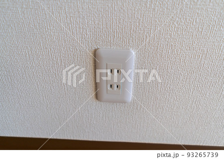 壁コンセント 壁コンセント 93265739