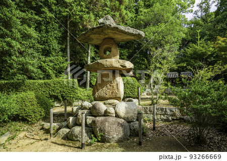 金光町占見 大宮神社 石灯籠 岡山県浅口市 金光町占見 大宮神社 石灯籠 岡山県浅口市 93266669