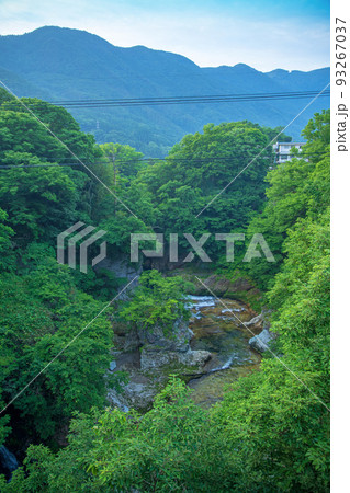 吹き割渓谷 千歳橋からの眺め 初夏の風景 吹き割渓谷 千歳橋からの眺め 初夏の風景 93267037