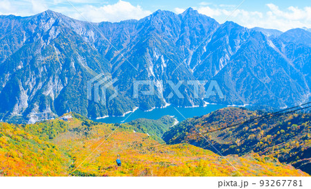 秋の立山黒部アルペンルート(大観峰からの眺め) 秋の立山黒部アルペンルート(大観峰からの眺め) 93267781