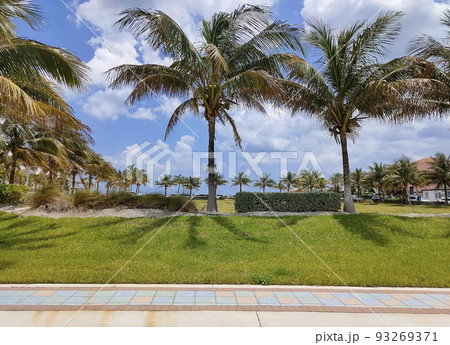 Lauderdale-By-The-Sea. Tipical apartment at beach in Florida on a beautiful sumer day. 93269371