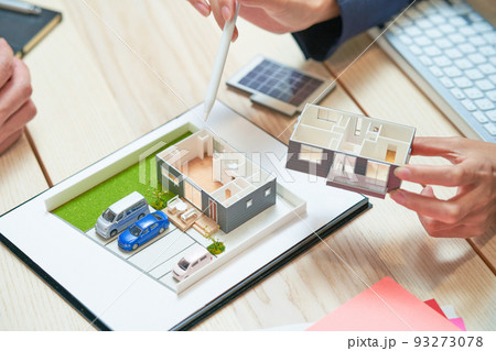住宅の模型 93273078