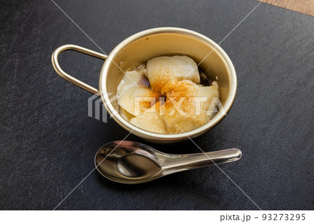 豆花 台湾の豆腐スウィーツ Toufa (Tofu Pudding) 豆花 台湾の豆腐スウィーツ Toufa (Tofu Pudding) 93273295