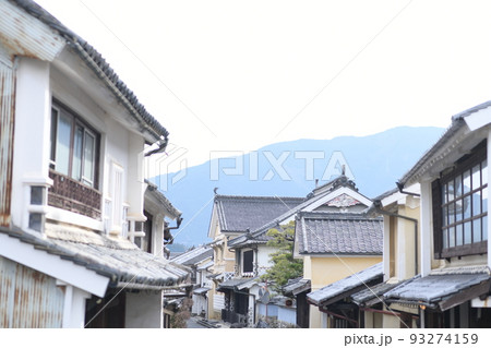 愛媛県内子の古い町並み 愛媛県内子の古い町並み 93274159